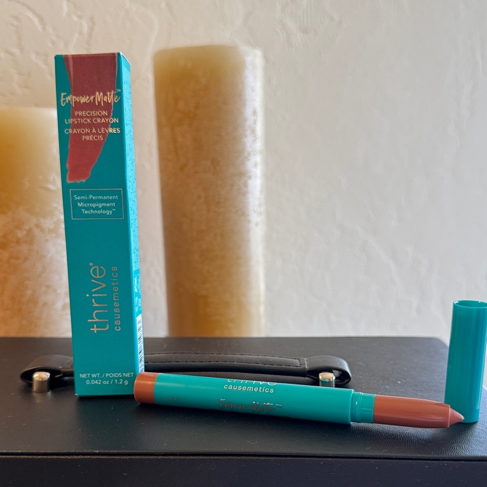 💋💄🫦Thrive Causemetics EmpowerMatte™ Precision Lipstick Crayon-Ruth - Picture 4 of 6